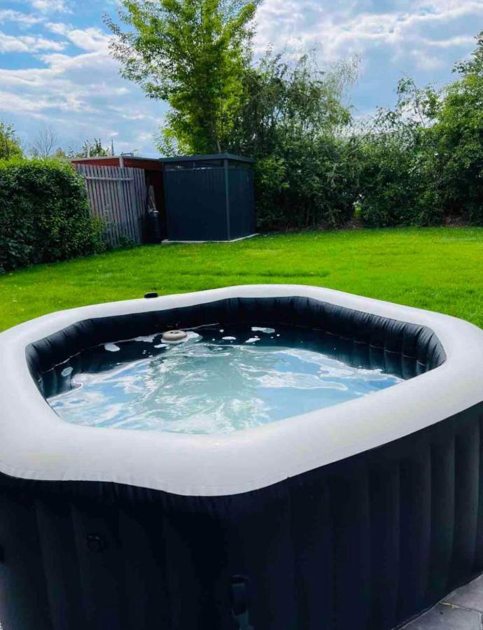 Villa Haushalfte Mit Garten, Kamin, Grill & Whirlpool Nahe Ber à Berlin Extérieur photo