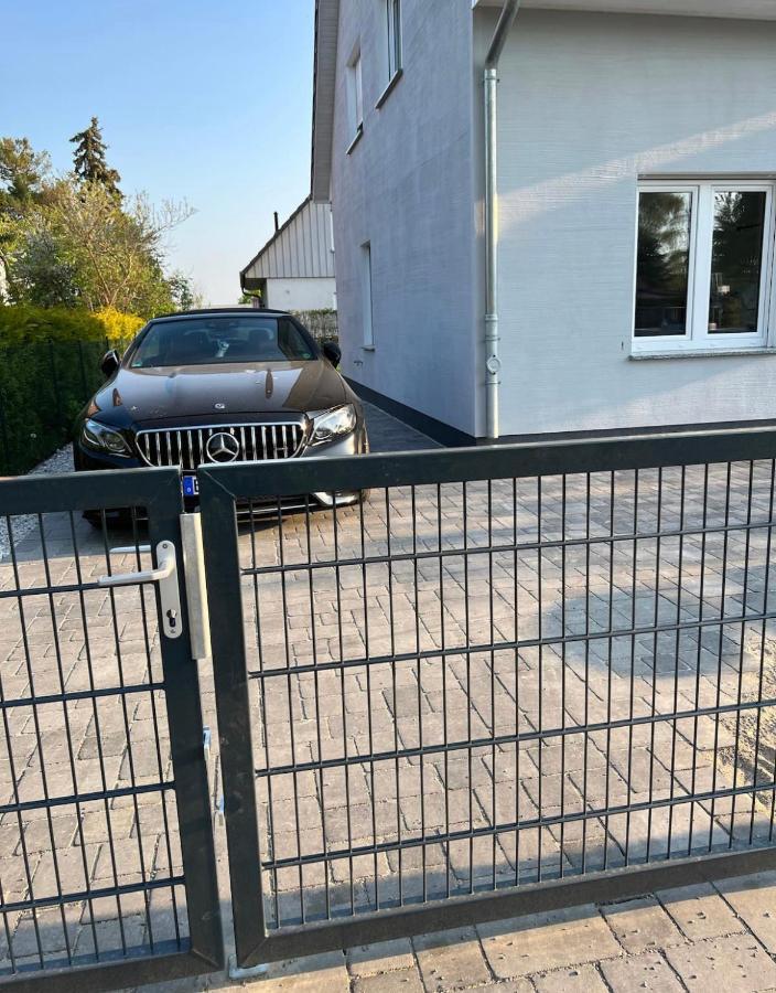 Villa Haushalfte Mit Garten, Kamin, Grill & Whirlpool Nahe Ber à Berlin Extérieur photo